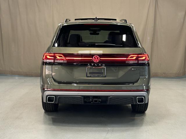new 2025 Volkswagen Atlas car, priced at $49,514
