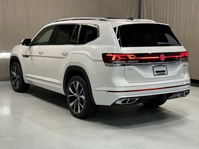 new 2025 Volkswagen Atlas car, priced at $54,306