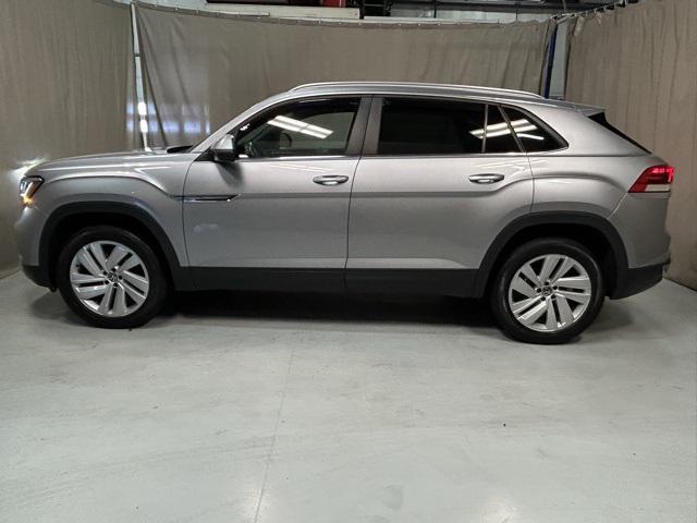 used 2020 Volkswagen Atlas Cross Sport car, priced at $23,005