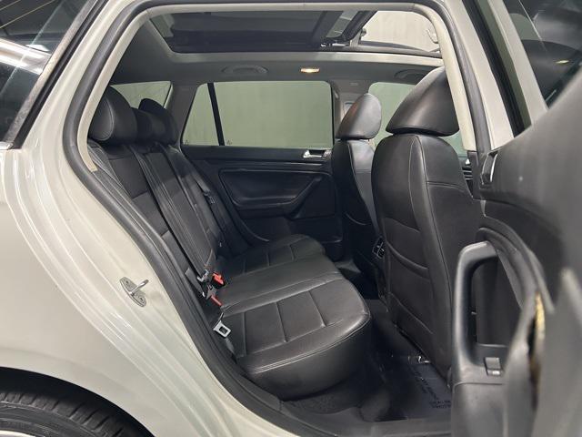 used 2012 Volkswagen Jetta SportWagen car, priced at $9,999