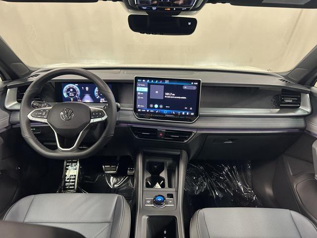 new 2025 Volkswagen Tiguan car, priced at $35,576