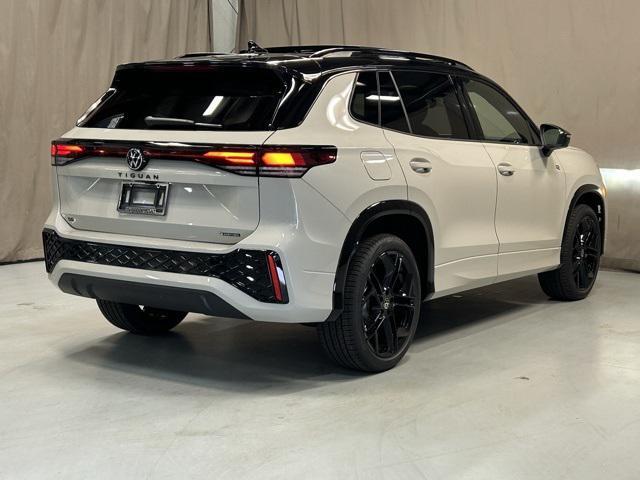 new 2025 Volkswagen Tiguan car, priced at $35,576