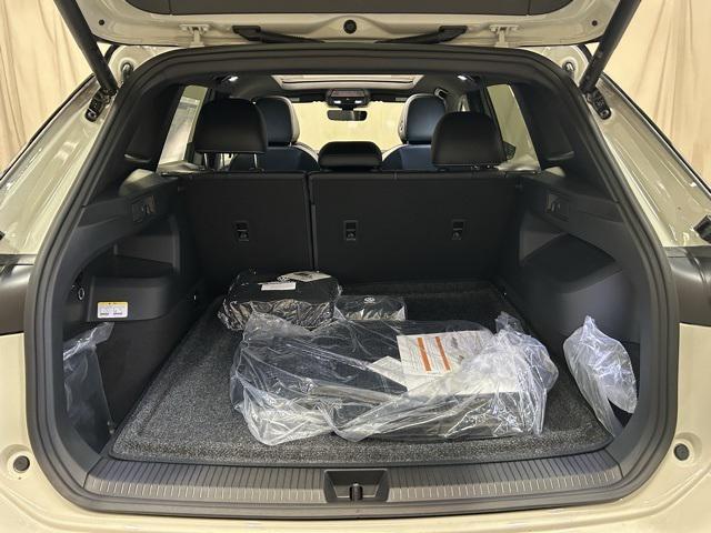 new 2025 Volkswagen Tiguan car, priced at $35,576