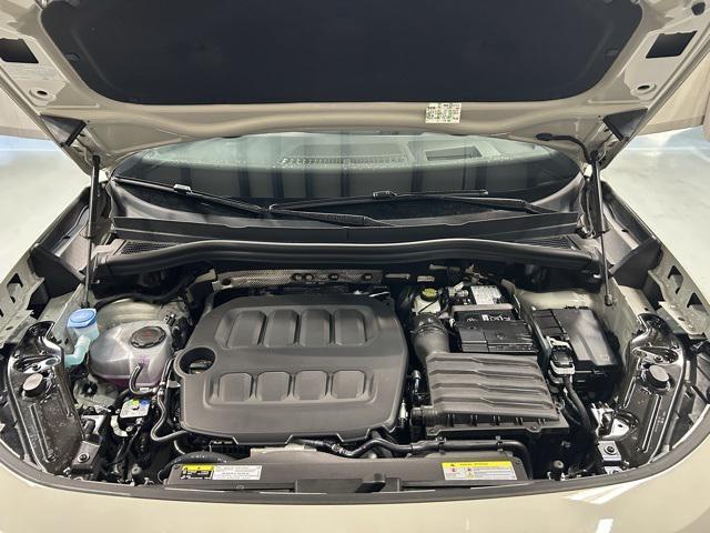 new 2025 Volkswagen Tiguan car, priced at $35,576