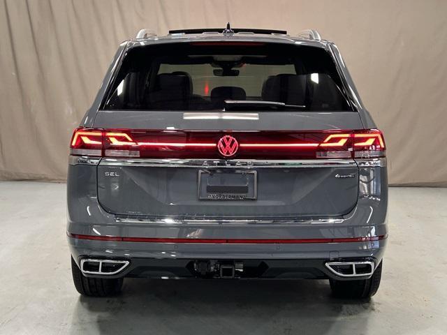 new 2025 Volkswagen Atlas car, priced at $53,114