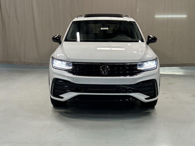 new 2024 Volkswagen Tiguan car, priced at $35,565