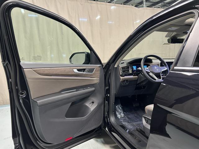 used 2025 Volkswagen Atlas car, priced at $42,900