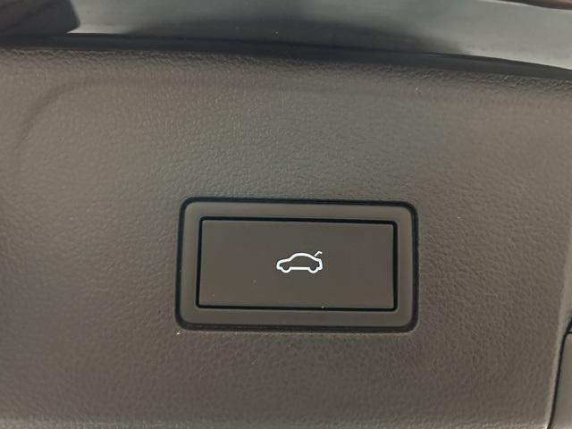 used 2025 Volkswagen Atlas car, priced at $42,900