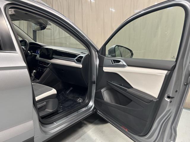 new 2025 Volkswagen Taos car, priced at $33,306