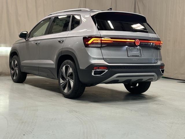 new 2025 Volkswagen Taos car, priced at $33,306