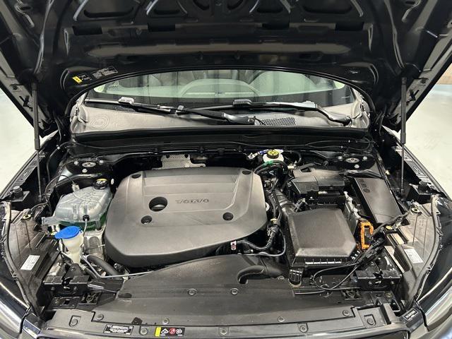 used 2023 Volvo XC40 car, priced at $36,623