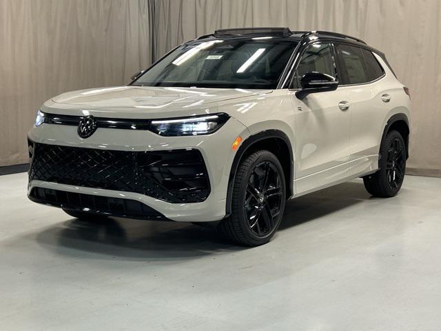 new 2025 Volkswagen Tiguan car, priced at $39,131