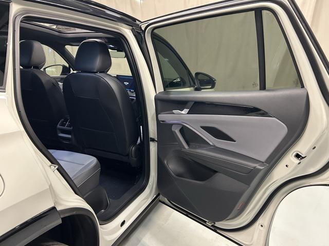 new 2025 Volkswagen Tiguan car, priced at $39,131