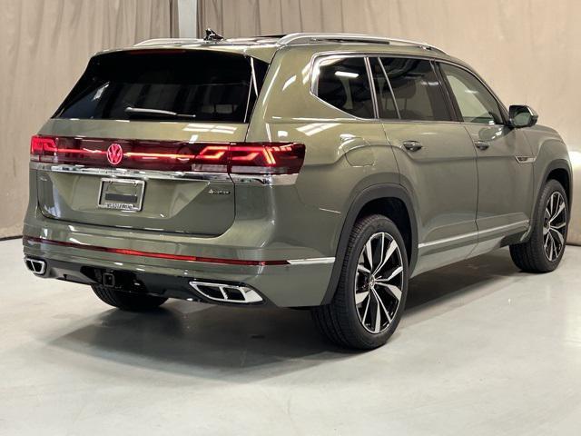 new 2025 Volkswagen Atlas car, priced at $52,196