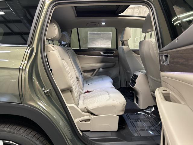 new 2025 Volkswagen Atlas car, priced at $52,196