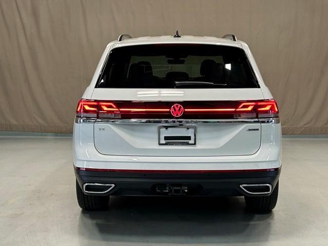 new 2024 Volkswagen Atlas car, priced at $45,169