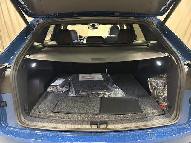 new 2026 Volkswagen Atlas Cross Sport car, priced at $47,227