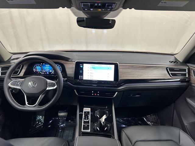 new 2025 Volkswagen Atlas car, priced at $50,756