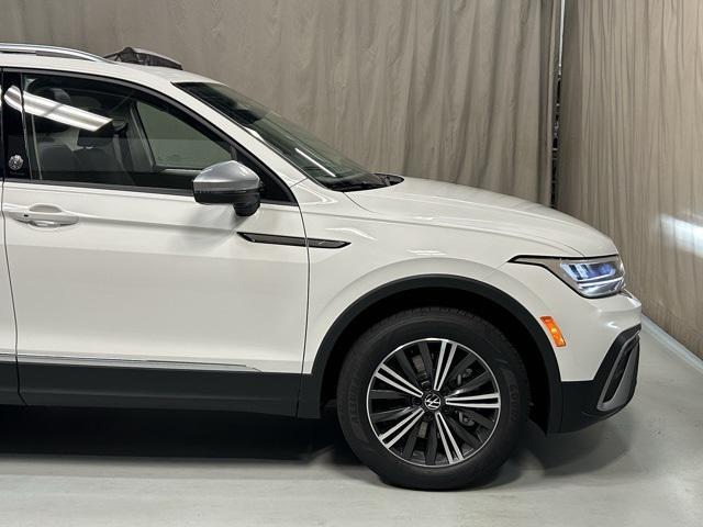 new 2024 Volkswagen Tiguan car, priced at $32,610