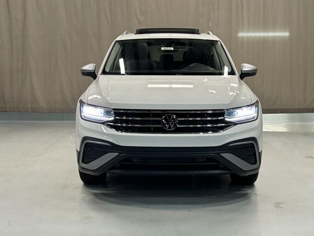 new 2024 Volkswagen Tiguan car, priced at $32,610