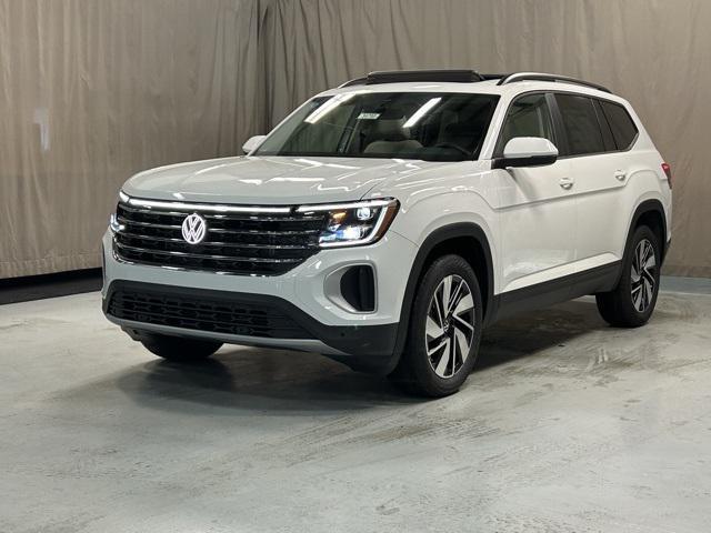 new 2024 Volkswagen Atlas car, priced at $40,573