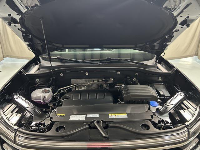 new 2025 Volkswagen Atlas car, priced at $46,036