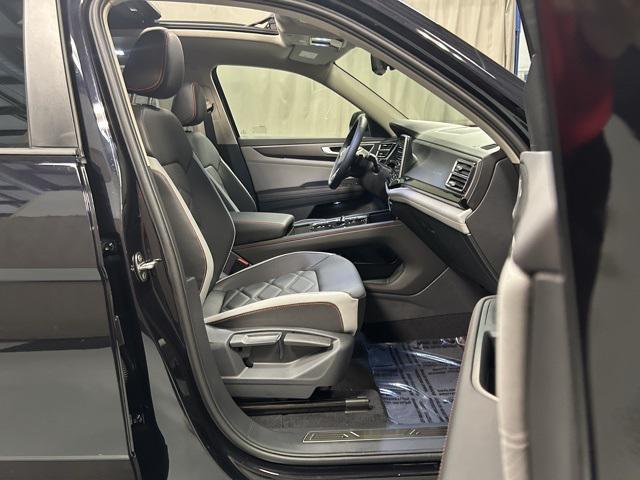 new 2025 Volkswagen Atlas car, priced at $46,036