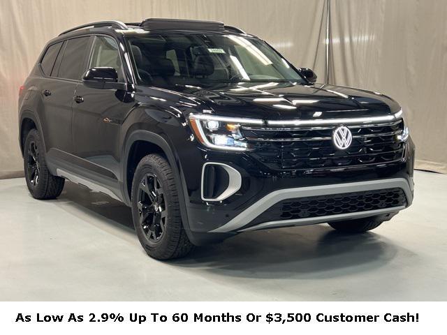 new 2025 Volkswagen Atlas car, priced at $46,036
