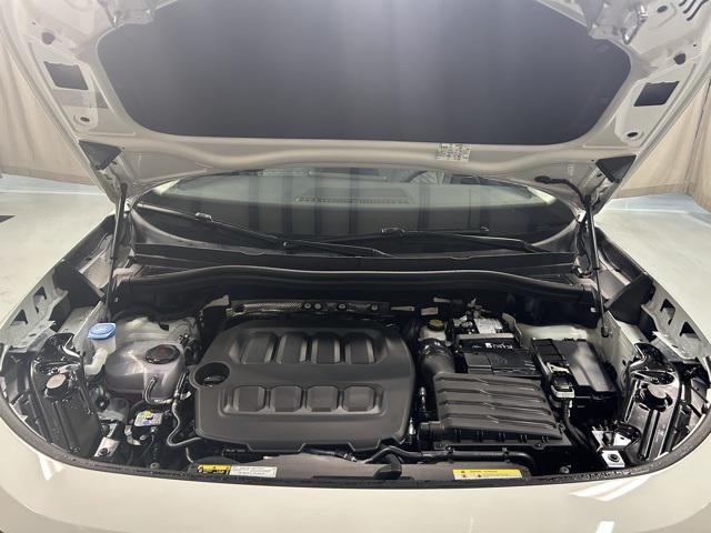 new 2025 Volkswagen Tiguan car, priced at $32,261
