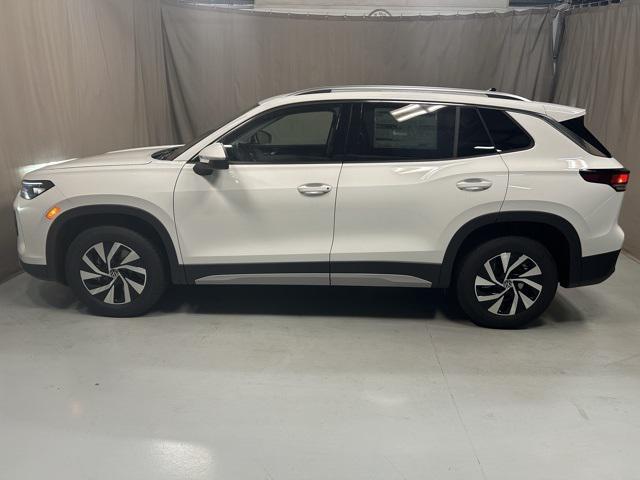 new 2025 Volkswagen Tiguan car, priced at $32,261