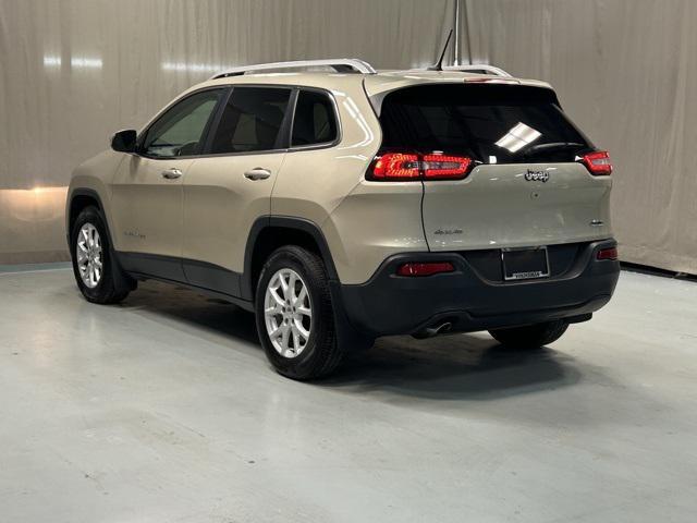 used 2015 Jeep Cherokee car, priced at $12,139