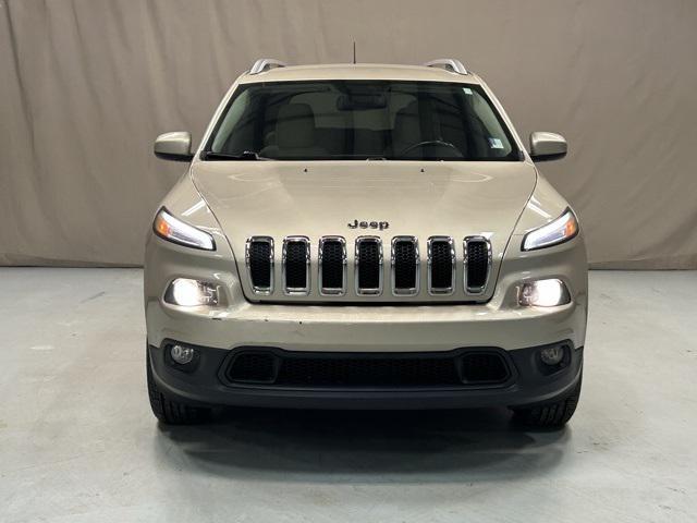 used 2015 Jeep Cherokee car, priced at $12,139