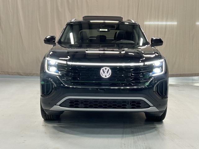 new 2025 Volkswagen Atlas Cross Sport car, priced at $45,481