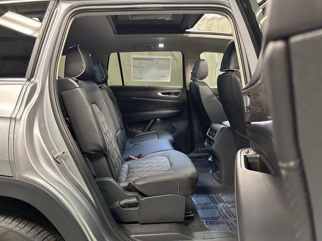 new 2025 Volkswagen Atlas car, priced at $55,369