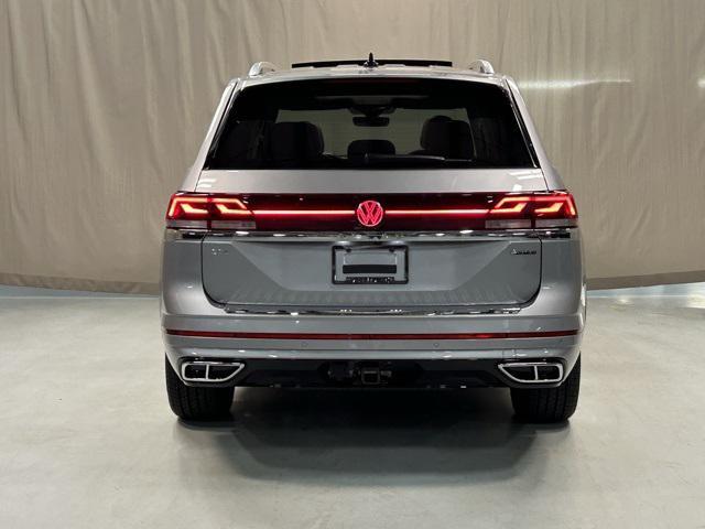 new 2025 Volkswagen Atlas car, priced at $55,369