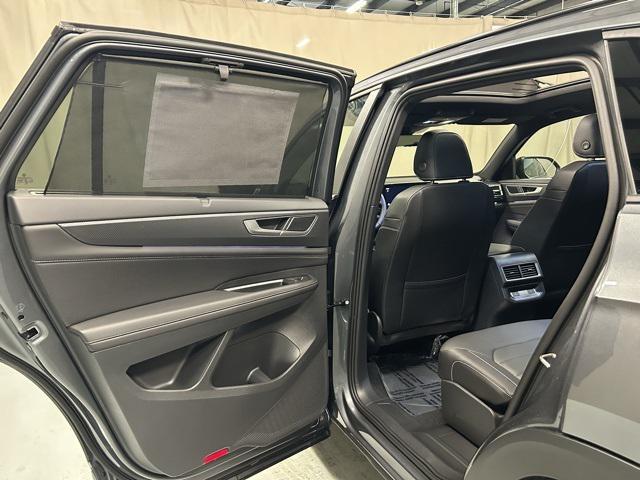 new 2025 Volkswagen Atlas Cross Sport car, priced at $51,381