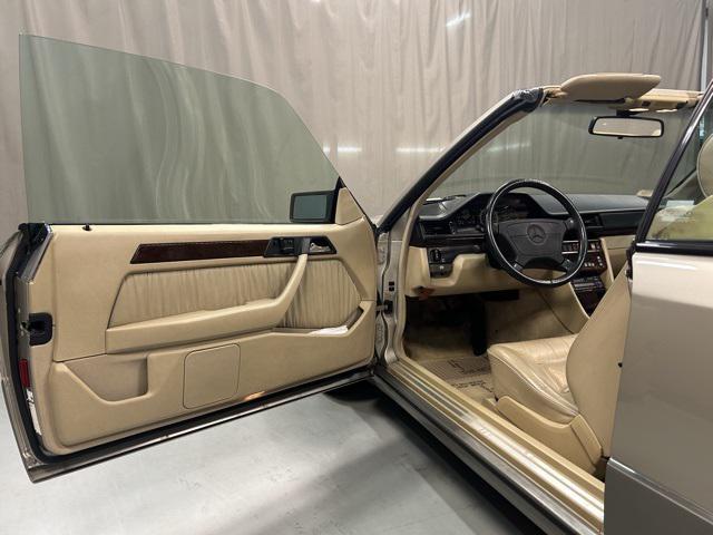 used 1995 Mercedes-Benz E-Class car, priced at $19,600