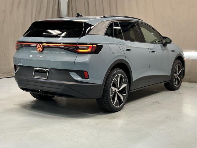 new 2025 Volkswagen ID.4 car, priced at $50,761