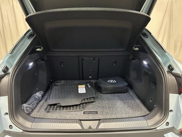 new 2025 Volkswagen ID.4 car, priced at $50,761