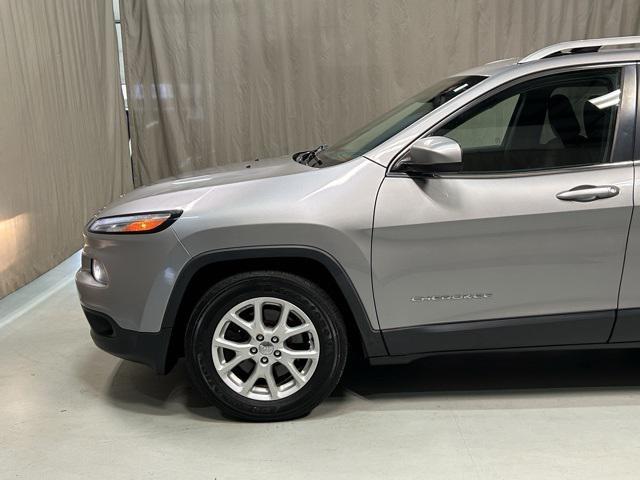 used 2015 Jeep Cherokee car, priced at $11,662