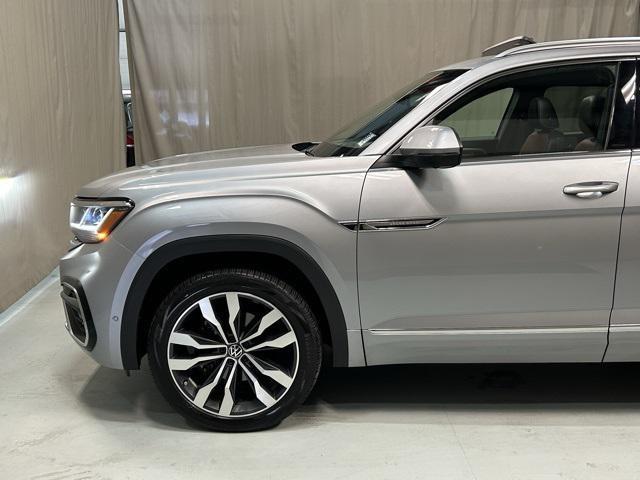 used 2022 Volkswagen Atlas Cross Sport car, priced at $36,199