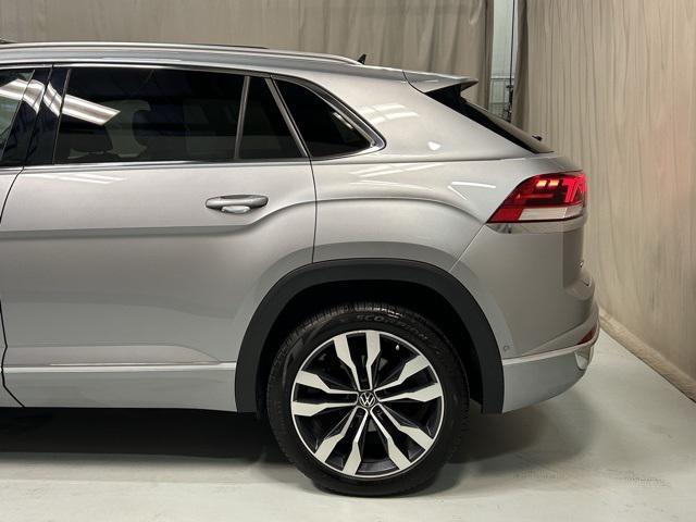 used 2022 Volkswagen Atlas Cross Sport car, priced at $36,199