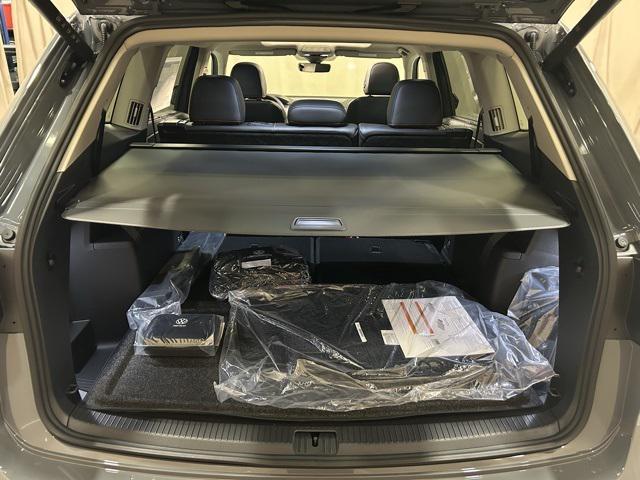 new 2025 Volkswagen Atlas car, priced at $45,796