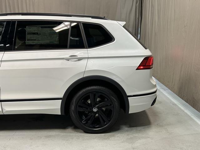 new 2024 Volkswagen Tiguan car, priced at $35,601