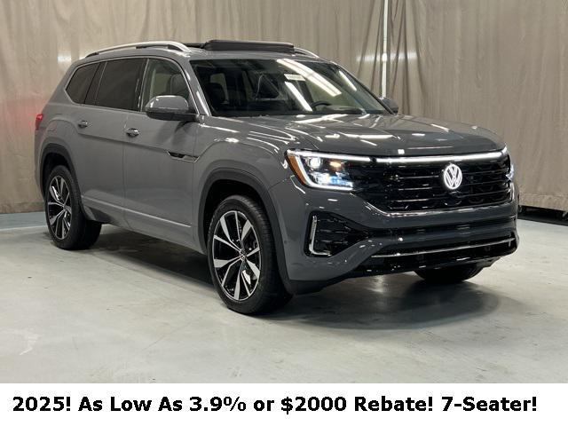 new 2025 Volkswagen Atlas car, priced at $54,159