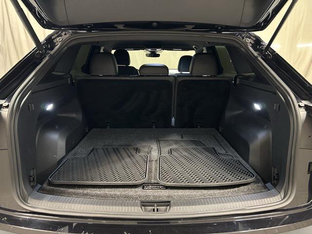 used 2024 Volkswagen Atlas Cross Sport car, priced at $29,650