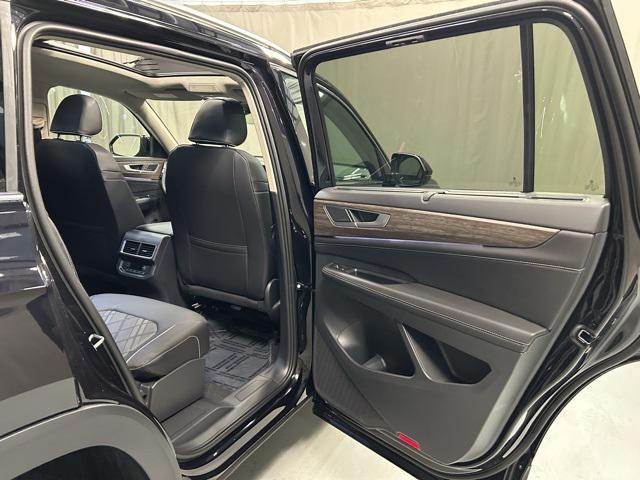 new 2025 Volkswagen Atlas car, priced at $55,891