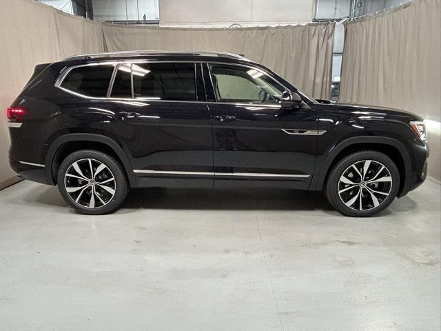 new 2025 Volkswagen Atlas car, priced at $55,891