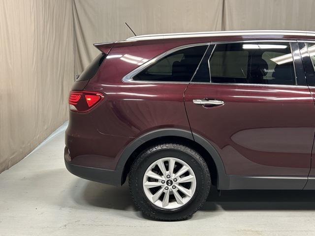 used 2020 Kia Sorento car, priced at $15,999
