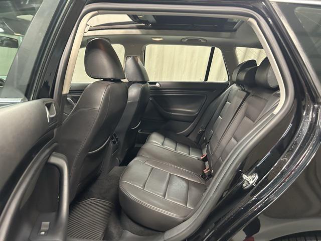 used 2014 Volkswagen Jetta SportWagen car, priced at $12,900